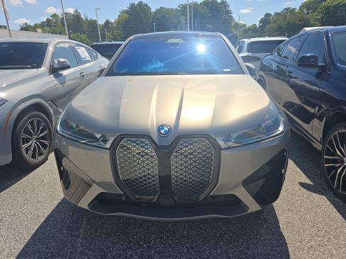 Used 2024 BMW iX M60 AWD/4WD image 3