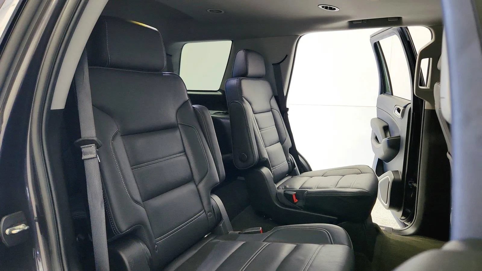 Used 2018 GMC Yukon Denali AWD/4WD image 35