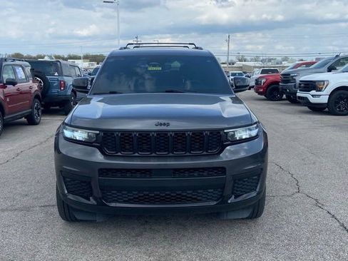 Used 2021 Jeep Grand Cherokee L Laredo AWD/4WD image 2