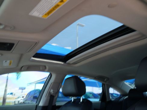 Used 2023 Honda Accord Touring image 8