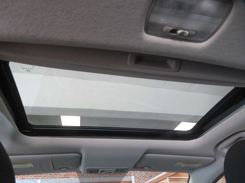 Used 2015 Honda Fit EX-L image 44