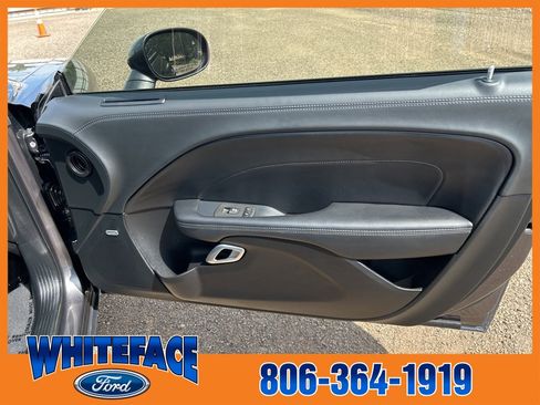 Used 2022 Dodge Challenger SXT w/ Plus Package image 38