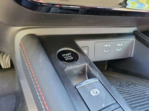 New 2026 Nissan Kicks SR w/ Cold Weather Package AWD/4WD image 20