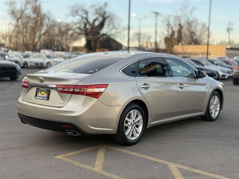 Used 2014 Toyota Avalon XLE Premium image 7