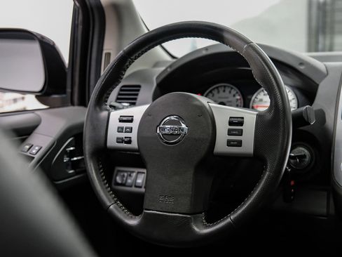 Used 2018 Nissan Frontier PRO-4X w/ Pro-4x Luxury Package AWD/4WD image 19
