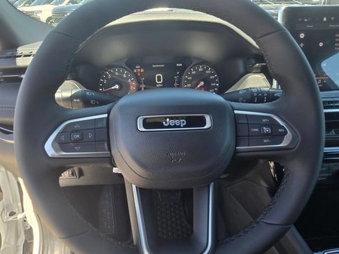 New 2026 Jeep Compass Latitude AWD/4WD image 23