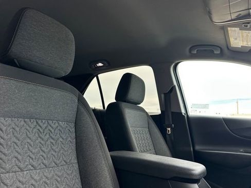 Used 2024 Chevrolet Equinox LT image 19
