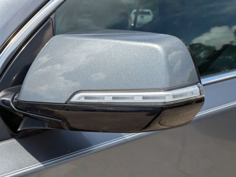 Used 2019 Chevrolet Traverse LT w/ LT Premium Package FWD image 33