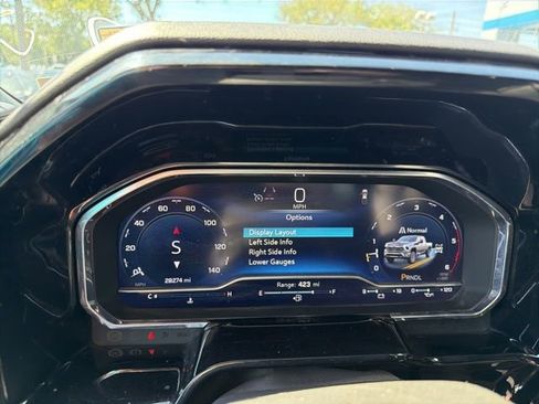 Used 2025 Chevrolet Silverado 2500 LT w/ Convenience Package image 8