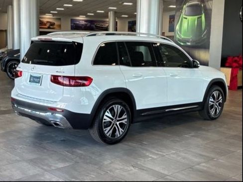 New 2026 Mercedes-Benz GLB 250 4MATIC image 3