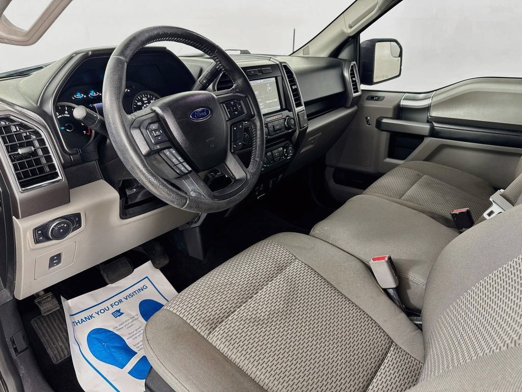 Used 2015 Ford F150 XLT w/ Equipment Group 302A Luxury RWD image 11