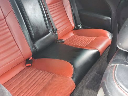 Used 2015 Dodge Challenger R/T Plus image 18