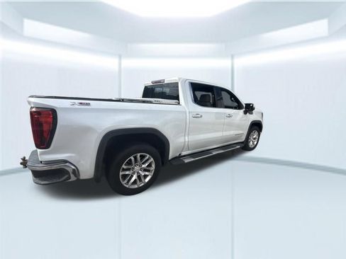 Used 2019 GMC Sierra 1500 SLT w/ SLT Premium Plus Package AWD/4WD image 15