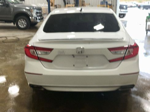Used 2019 Honda Accord Sport image 7
