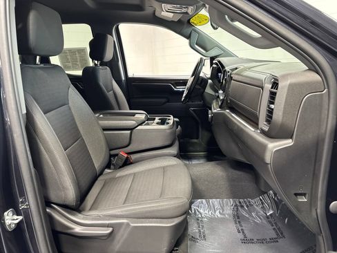 Used 2023 Chevrolet Silverado 1500 LT AWD/4WD image 10