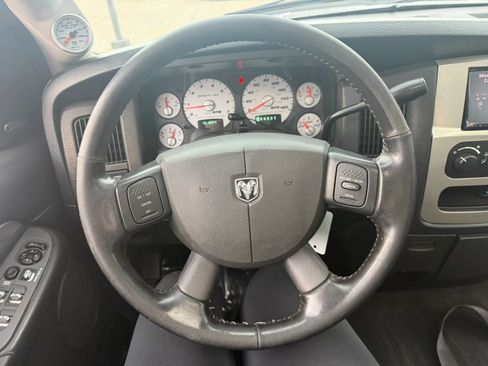 Used 2005 Dodge Ram 1500 Truck 2WD Quad Cab image 22