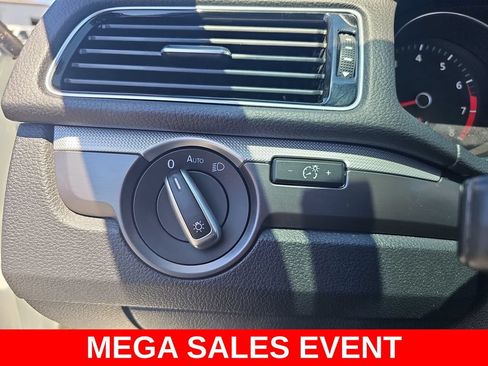Used 2017 Volkswagen Passat 1.8T R-Line w/ R-Line Lighting Package FWD image 25