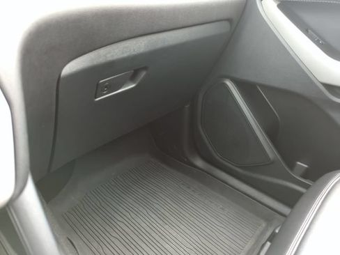 Certified 2023 Ford Explorer XLT w/ Equipment Group 202A AWD/4WD image 50