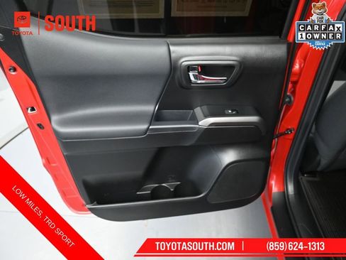 Used 2023 Toyota Tacoma TRD Sport AWD/4WD image 25