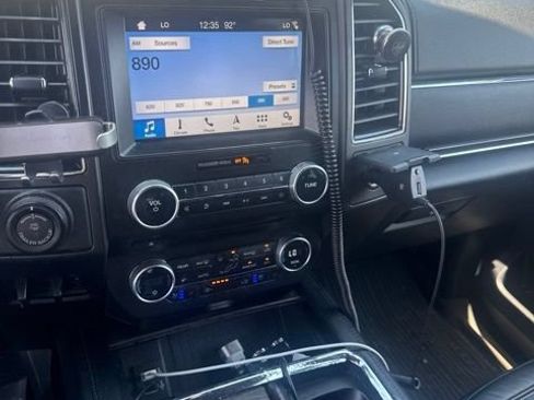 Used 2018 Ford Expedition Limited w/ Equipment Group 302A AWD/4WD image 13