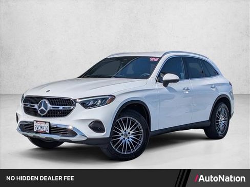 Used 2026 Mercedes-Benz GLC 300 image 1