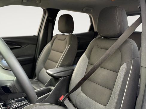 Used 2022 Chevrolet TrailBlazer LT w/ Driver Confidence Package image 10