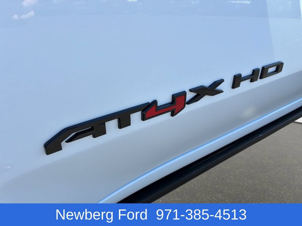 Used 2024 GMC Sierra 2500 AT4X AWD/4WD image 9