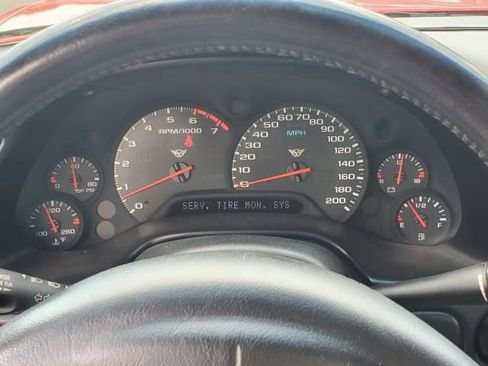 Used 1999 Chevrolet Corvette Convertible w/ Memory Pkg image 18