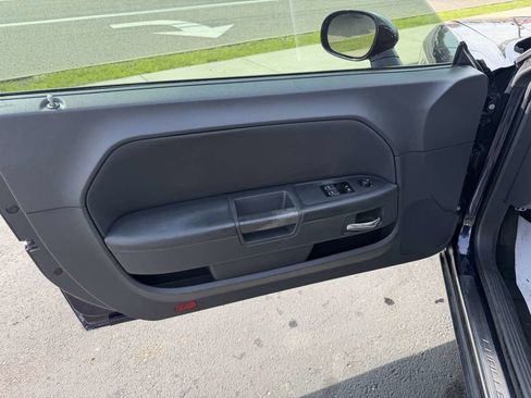 Used 2012 Dodge Challenger R/T RWD image 14