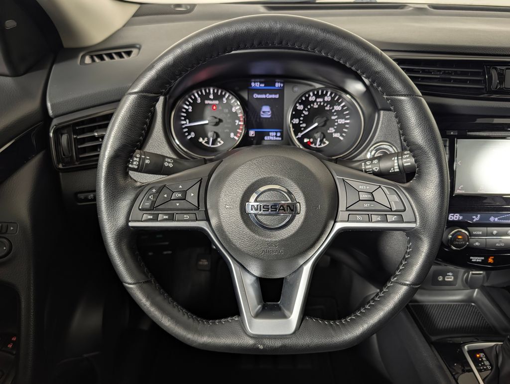 Used 2021 Nissan Rogue Sport SV FWD image 17