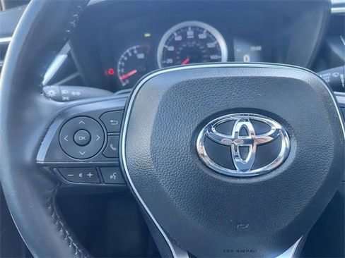 Used 2022 Toyota Corolla SE w/ SE Premium Package image 25