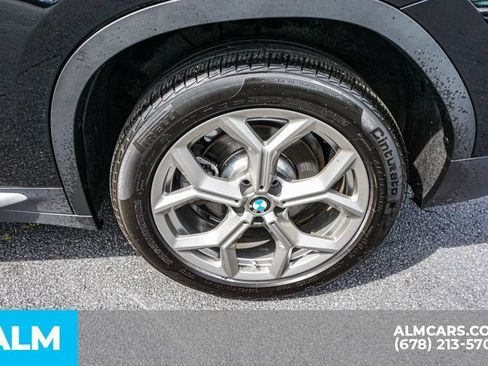 Used 2025 BMW X4 xDrive30i AWD/4WD image 16