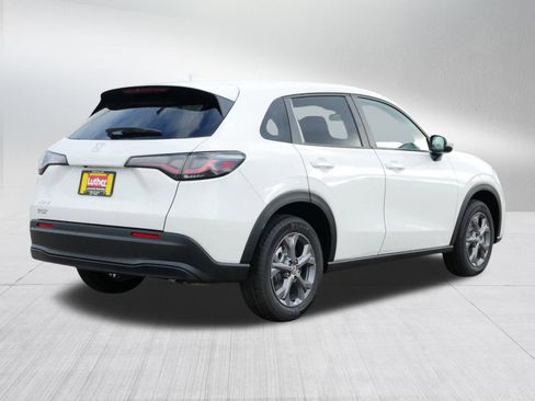 New 2026 Honda HR-V LX image 4