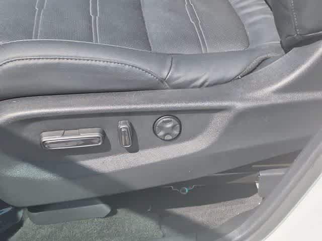 Used 2019 Honda CR-V EX-L image 17