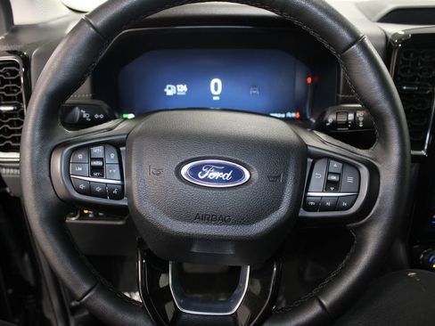 Used 2024 Ford Ranger Lariat w/ FX4 Off-Road Package image 37