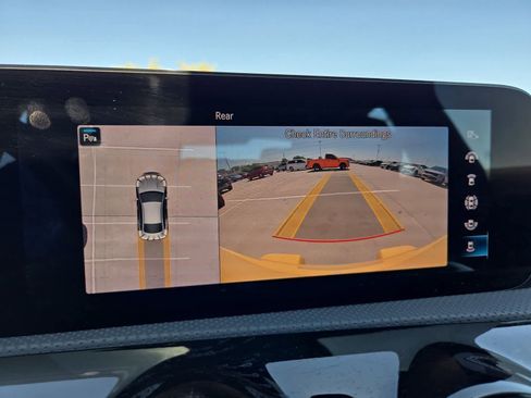 Used 2021 Mercedes-Benz CLA 250 4MATIC image 28