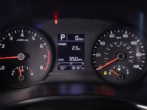 Used 2023 Kia Rio LX image 4