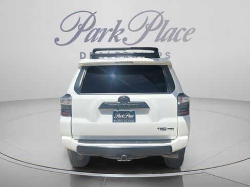 Used 2022 Toyota 4Runner TRD Pro AWD/4WD image 4