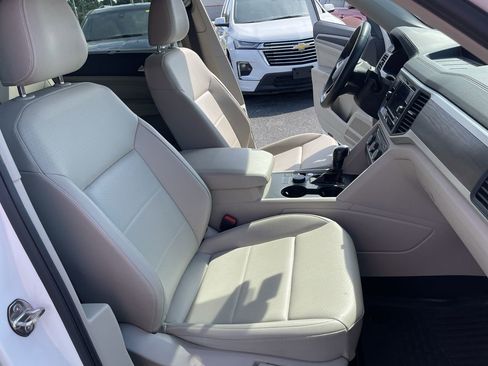 Used 2023 Volkswagen Atlas SE image 26