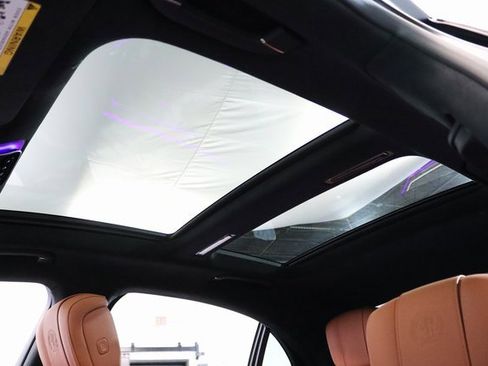 Used 2024 Mercedes-Benz S 63 AMG S w/ Carbon Fiber Exterior Package image 10