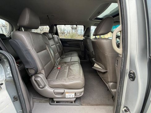 Used 2011 Honda Odyssey EX-L image 17