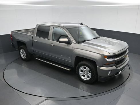 Used 2017 Chevrolet Silverado 1500 LT w/ All Star Edition AWD/4WD image 57
