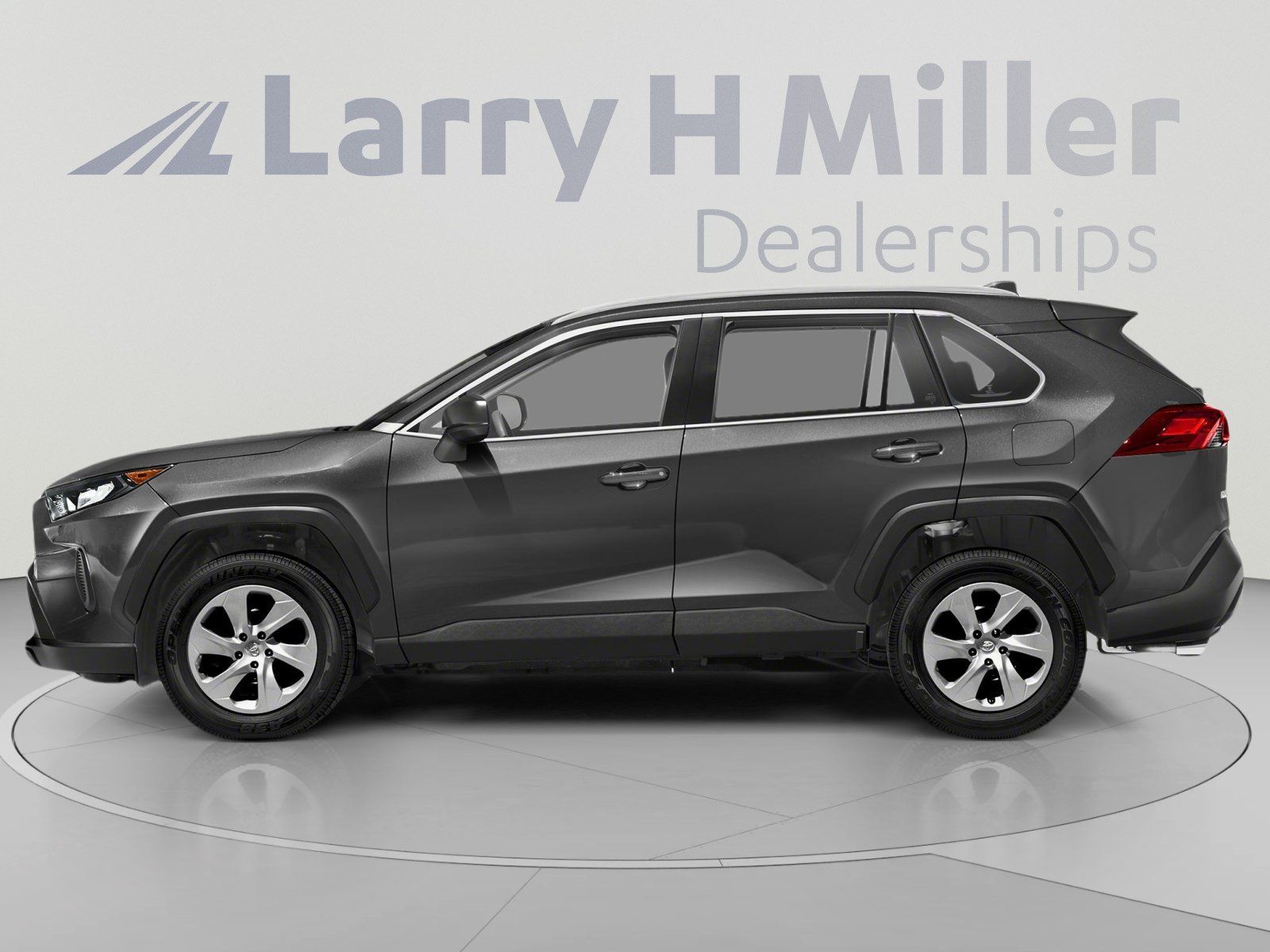 Used 2021 Toyota RAV4 LE AWD/4WD image 3