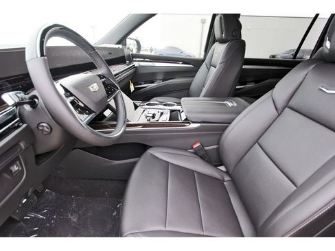 New 2026 Cadillac Escalade ESV 2WD image 6