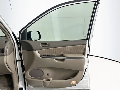 Used 2009 Toyota Sienna LE image 29