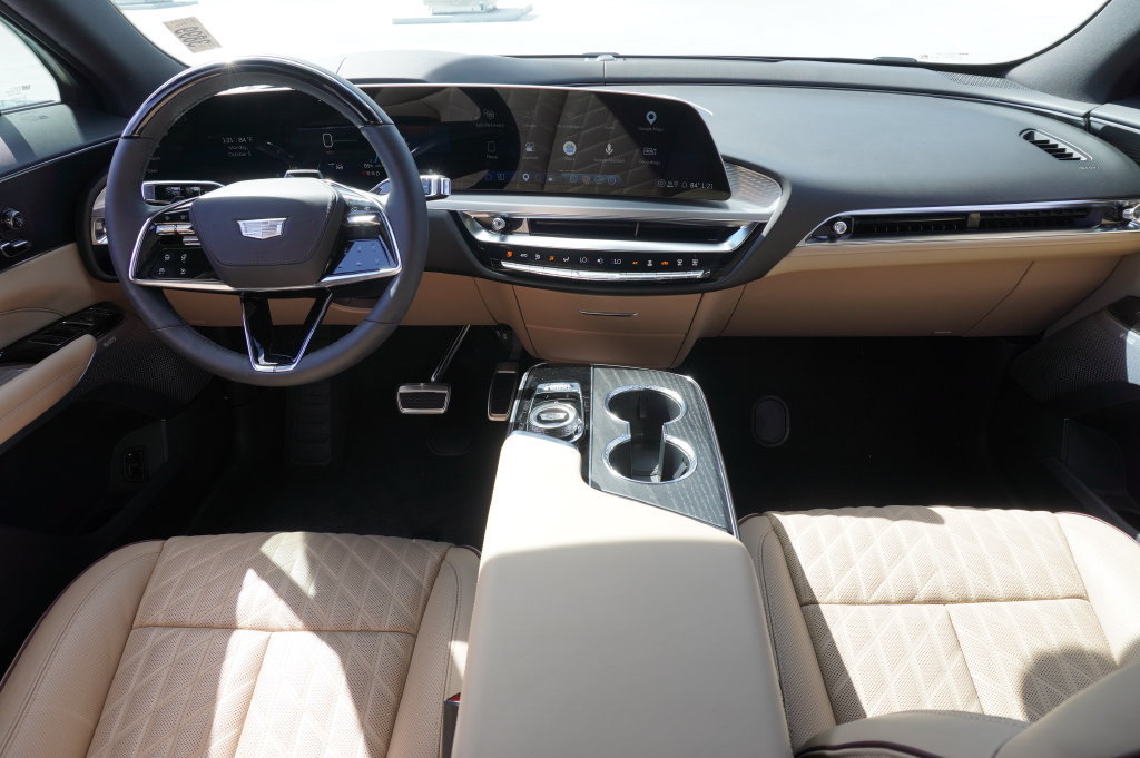 Certified 2026 Cadillac Lyriq Signature Sport w/ Nappa Leather Package RWD image 11