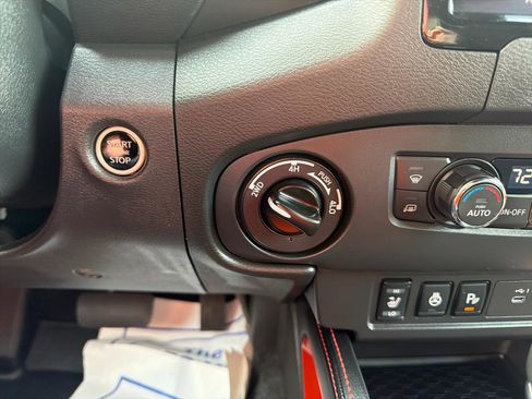 Used 2024 Nissan Frontier PRO-4X w/ Pro Convenience Package image 41