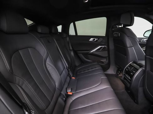 Used 2022 BMW X6 M50i w/ Premium Package AWD/4WD image 27