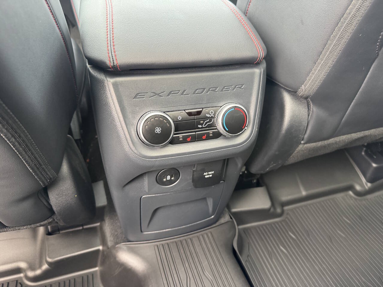 Used 2026 Ford Explorer ST AWD/4WD image 18