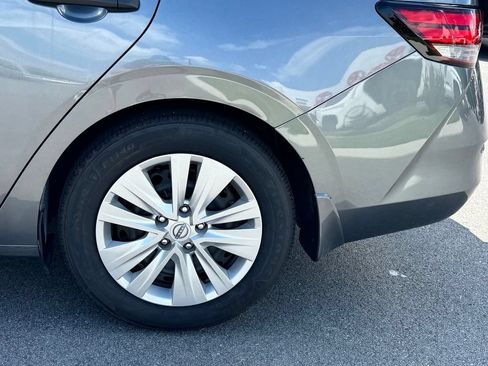 Used 2025 Nissan Sentra S FWD image 26